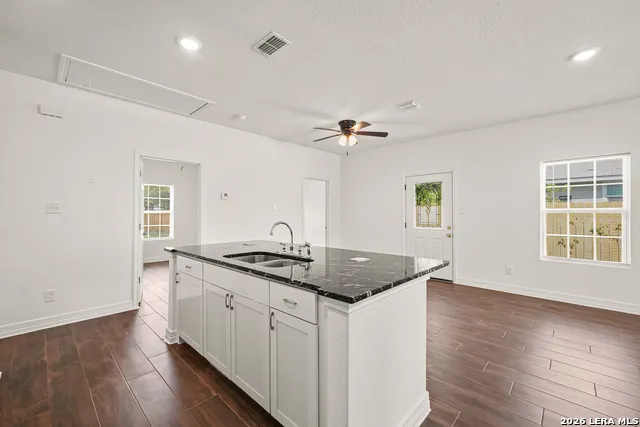 238 Bundy San Antonio, TX 78220