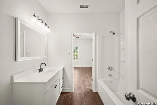 238 Bundy San Antonio, TX 78220