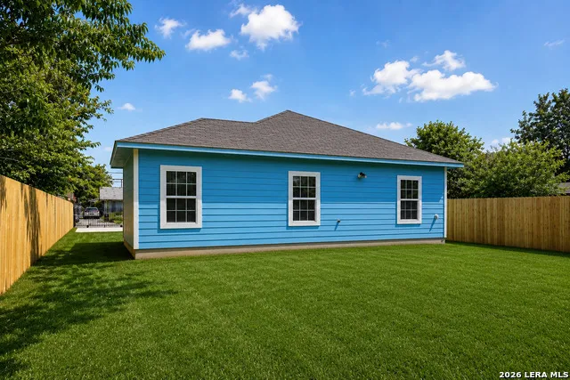 238 Bundy San Antonio, TX 78220