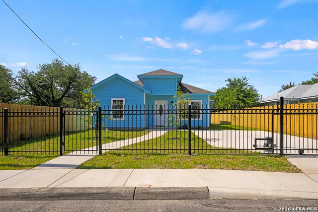 238 Bundy San Antonio, TX 78220