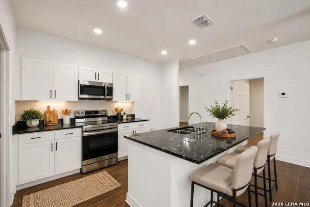 238 Bundy San Antonio, TX 78220