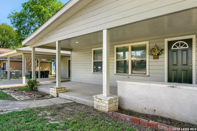 1211 BISHOP ST San Marcos, TX 78666