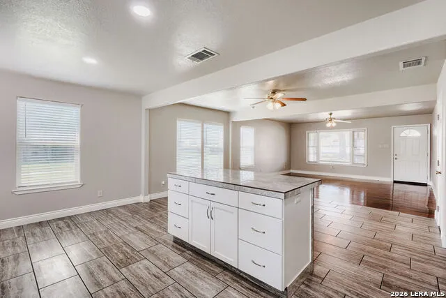 1211 BISHOP ST San Marcos, TX 78666