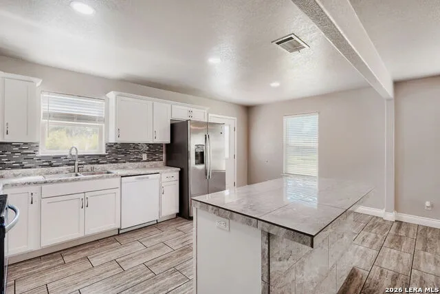 1211 BISHOP ST San Marcos, TX 78666