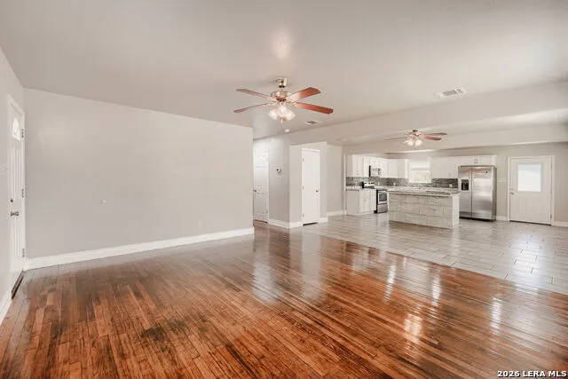 1211 BISHOP ST San Marcos, TX 78666