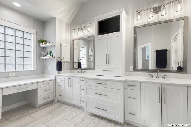29357 Raintree Rdg Boerne, TX 78015