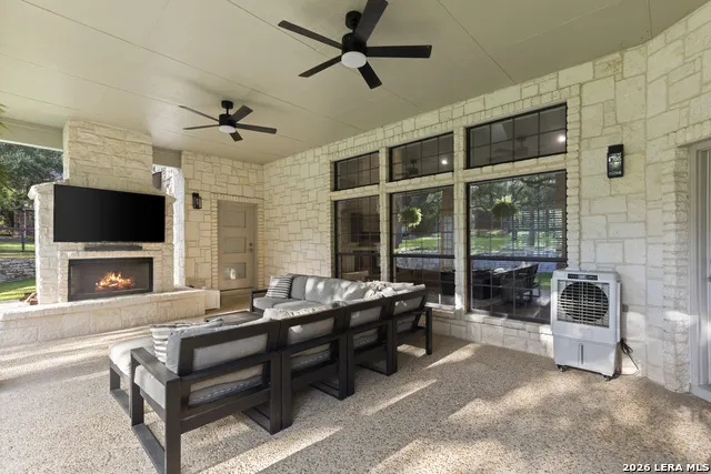 29357 Raintree Rdg Boerne, TX 78015