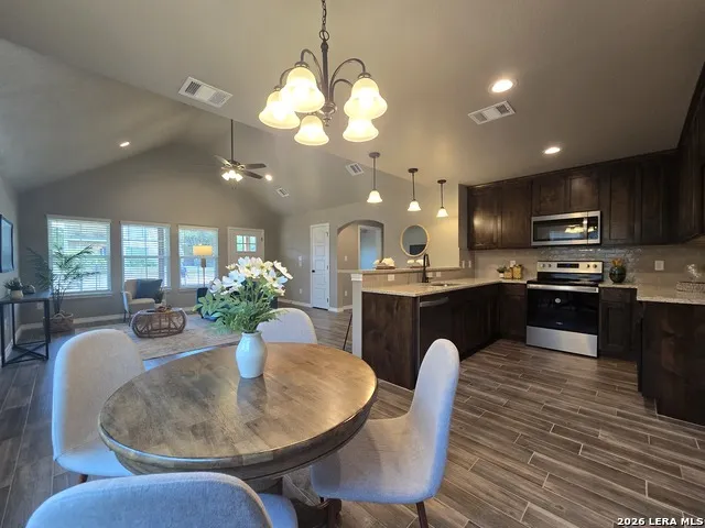 1746 BLUERIDGE DR Canyon Lake, TX 78133