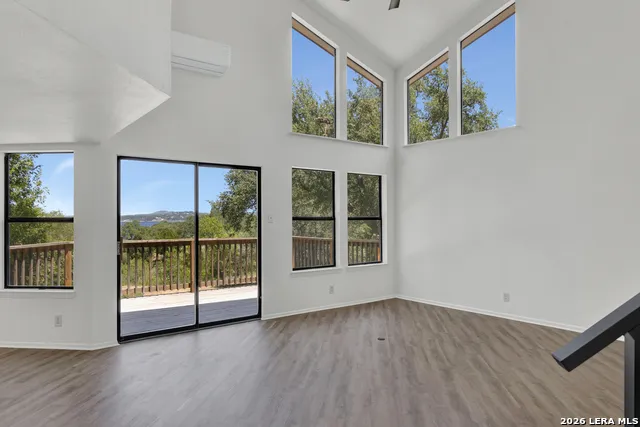 1043 BARBARA DR ## A4 Canyon Lake, TX 78133