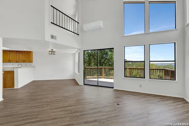 1043 BARBARA DR ## A4 Canyon Lake, TX 78133