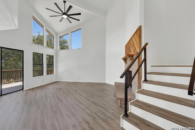 1043 BARBARA DR ## A4 Canyon Lake, TX 78133