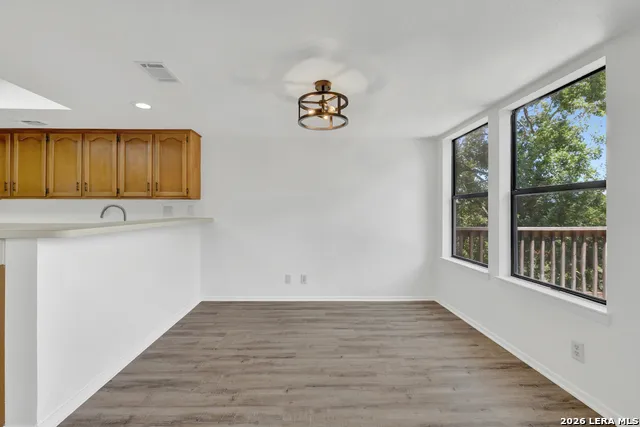 1043 BARBARA DR ## A4 Canyon Lake, TX 78133