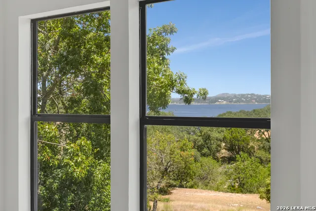 1043 BARBARA DR ## A4 Canyon Lake, TX 78133