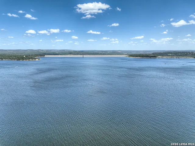 1043 BARBARA DR ## A4 Canyon Lake, TX 78133