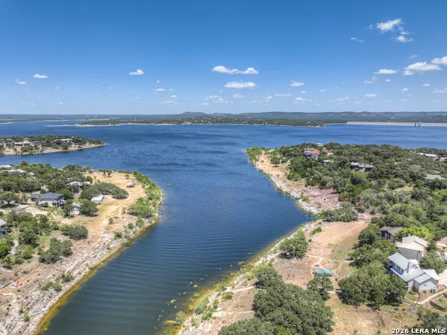1043 BARBARA DR ## A4 Canyon Lake, TX 78133