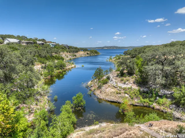 1043 BARBARA DR ## A4 Canyon Lake, TX 78133