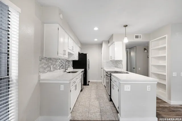 8611 Datapoint Dr #43 San Antonio, TX 78229