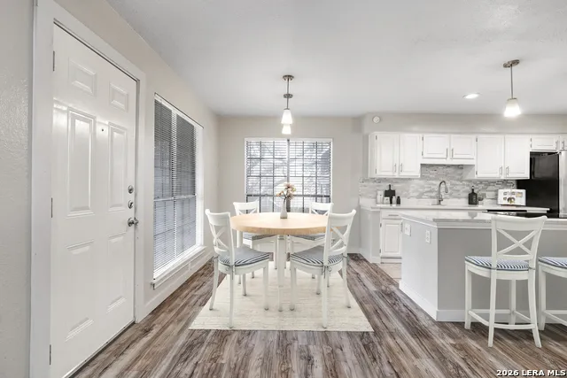 8611 Datapoint Dr #43 San Antonio, TX 78229
