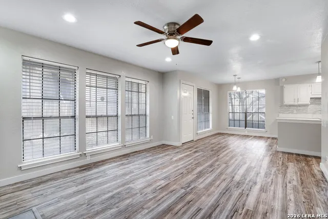 8611 Datapoint Dr #43 San Antonio, TX 78229