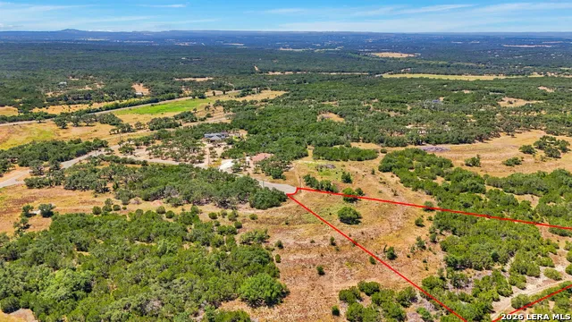 767 Tiswin Trl Blanco, TX 78606