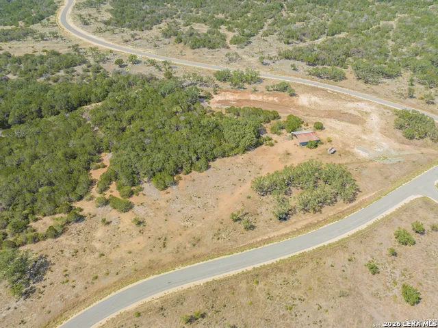 186 GRAND RNCH Hondo, TX 78861