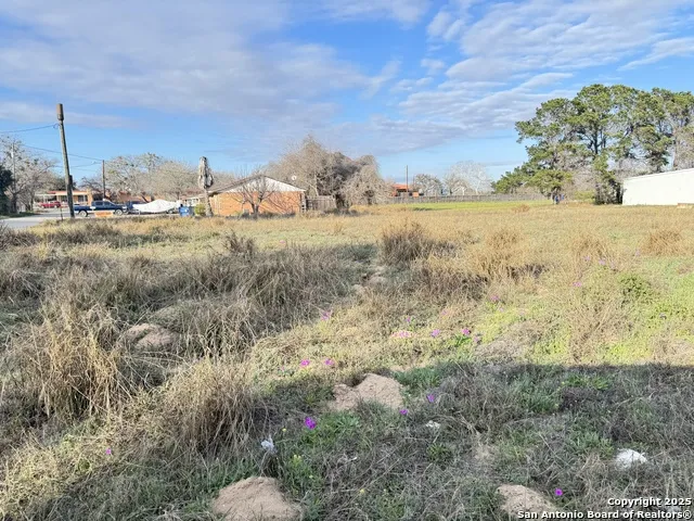 000 School ST. Pleasanton, TX 78064
