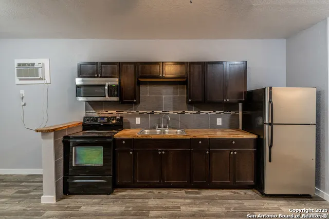 2305 PINN RD Unit 5 San Antonio, TX 78227