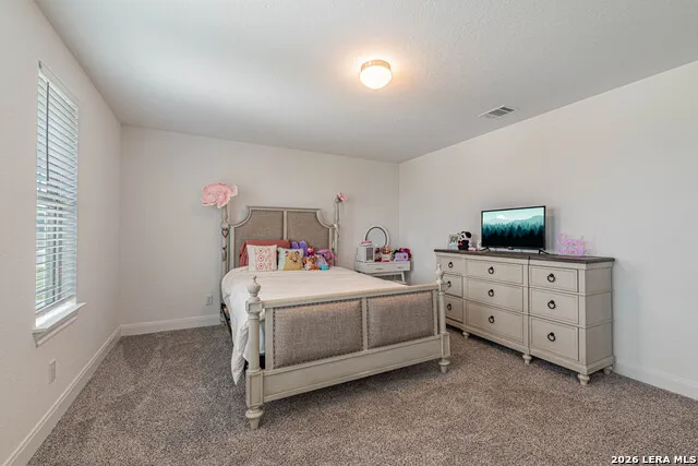 109 WILLOW OAK TRL Floresville, TX 78114