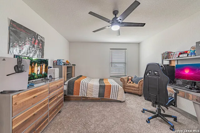 109 WILLOW OAK TRL Floresville, TX 78114