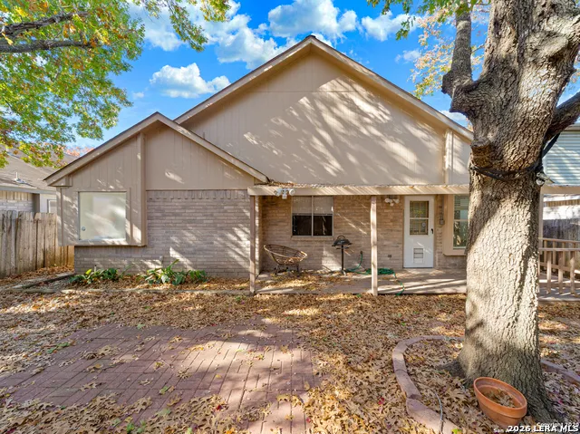 21142 Sierra Crest San Antonio, TX 78259