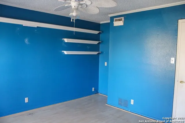4222 CLEAR LAKE DR San Antonio, TX 78217