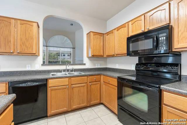 204 FIREBIRD RUN Cibolo, TX 78108