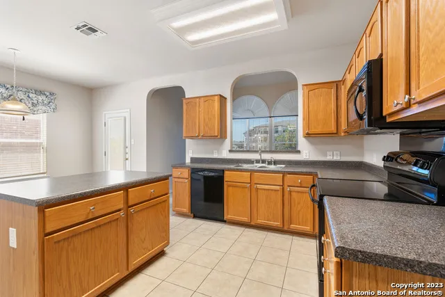 204 FIREBIRD RUN Cibolo, TX 78108