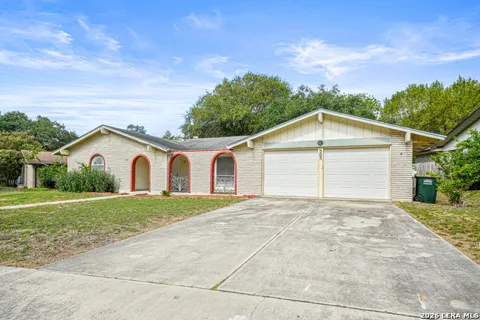 303 CORDOBA DR