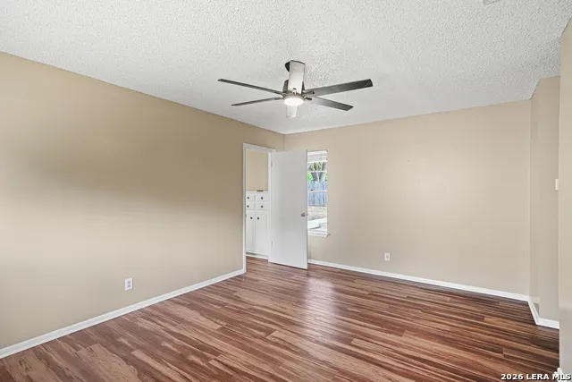 303 CORDOBA DR Universal City, TX 78148