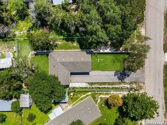 735 Green Castle Canyon Lake, TX 78133