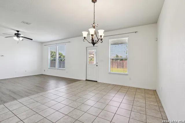 3628 Lazy Diamond Selma, TX 78154