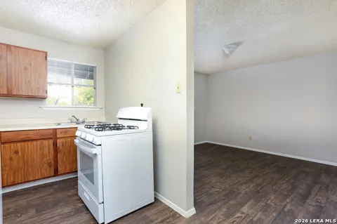 102 E CHERYL DR Unit 11