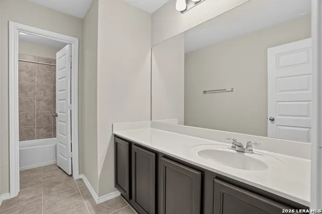 5502 DANIEL WAY St Hedwig, TX 78152