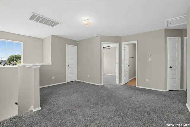 5502 DANIEL WAY St Hedwig, TX 78152