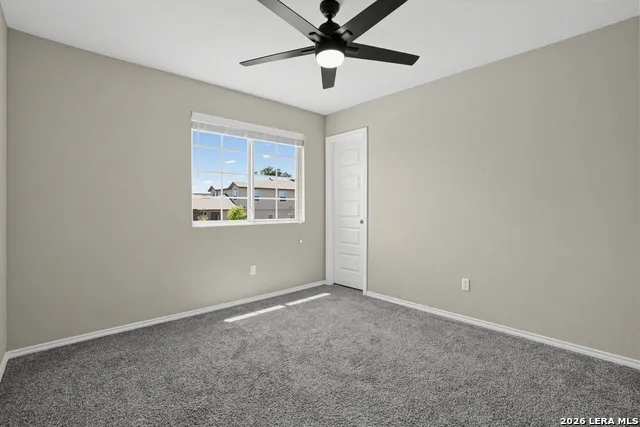 5502 DANIEL WAY St Hedwig, TX 78152