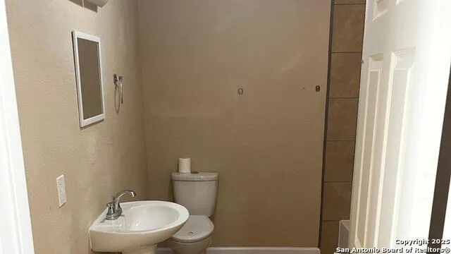 274 ROSEMONT DR San Antonio, TX 78228