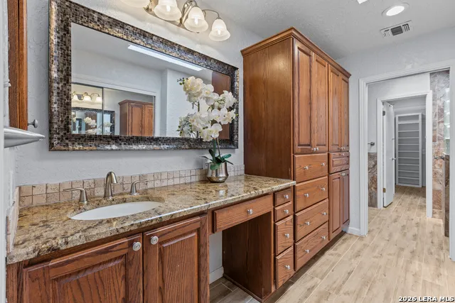 29342 RIDGEVIEW TRL Boerne, TX 78015