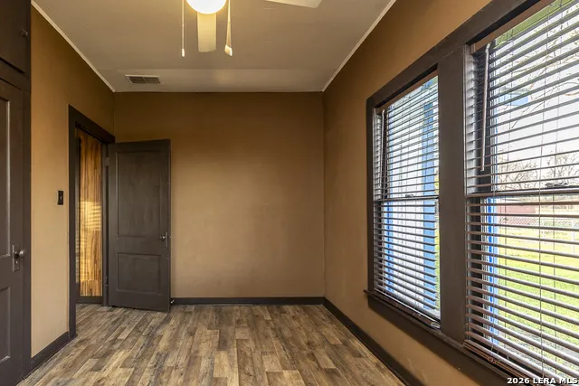 825 FM 5714 LaCoste, TX 78039