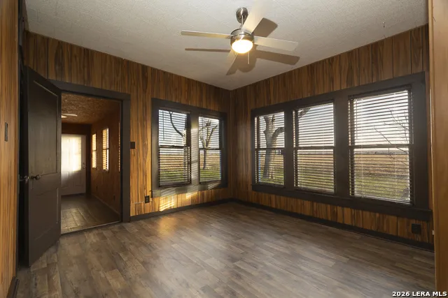 825 FM 5714 LaCoste, TX 78039