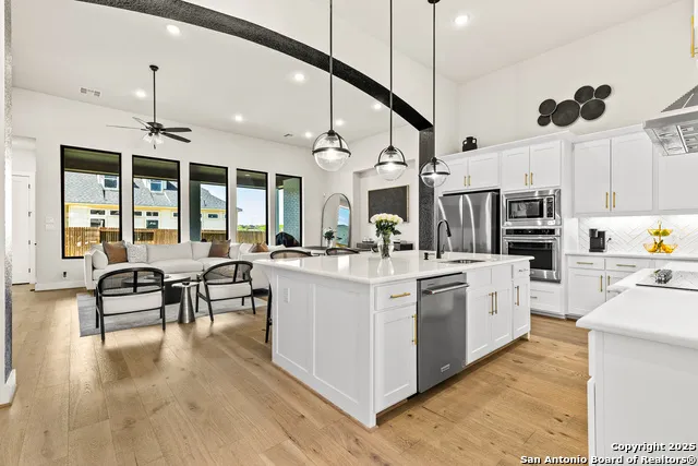 507 Caliban Cibolo, TX 78108