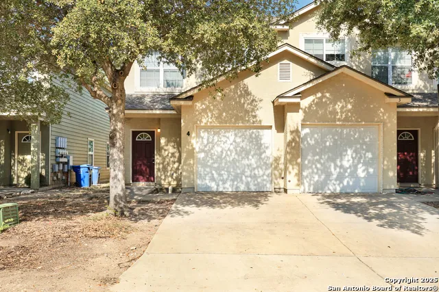 7823 KINGSBURY WOOD Unit 4 San Antonio, TX 78240