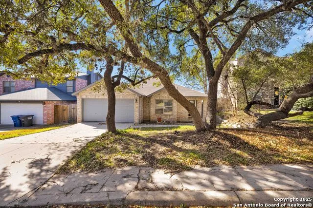 7011 Autumn Park San Antonio, TX 78249