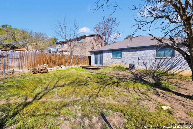 7011 Autumn Park San Antonio, TX 78249