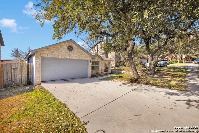 7011 Autumn Park San Antonio, TX 78249